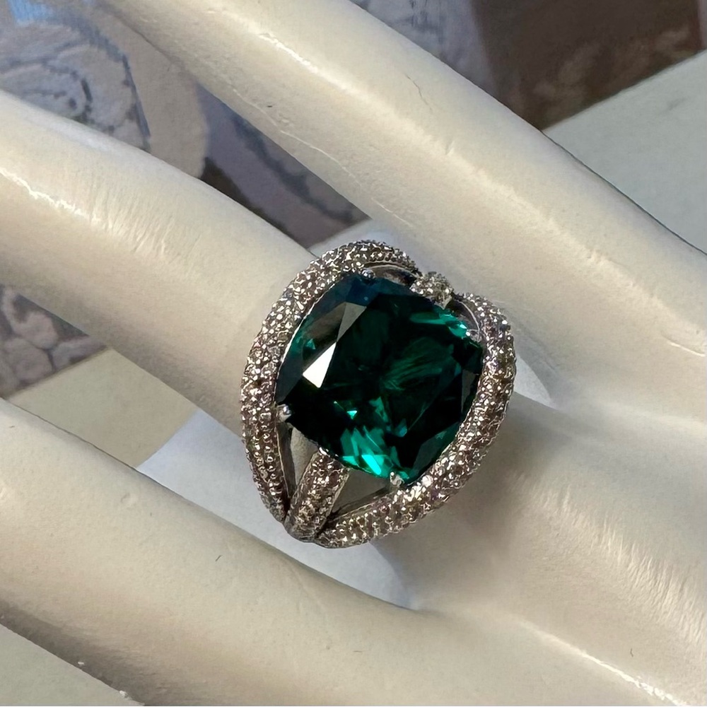 Large Emerald Cushion Cut Ring Set in 925 Sterling Silver